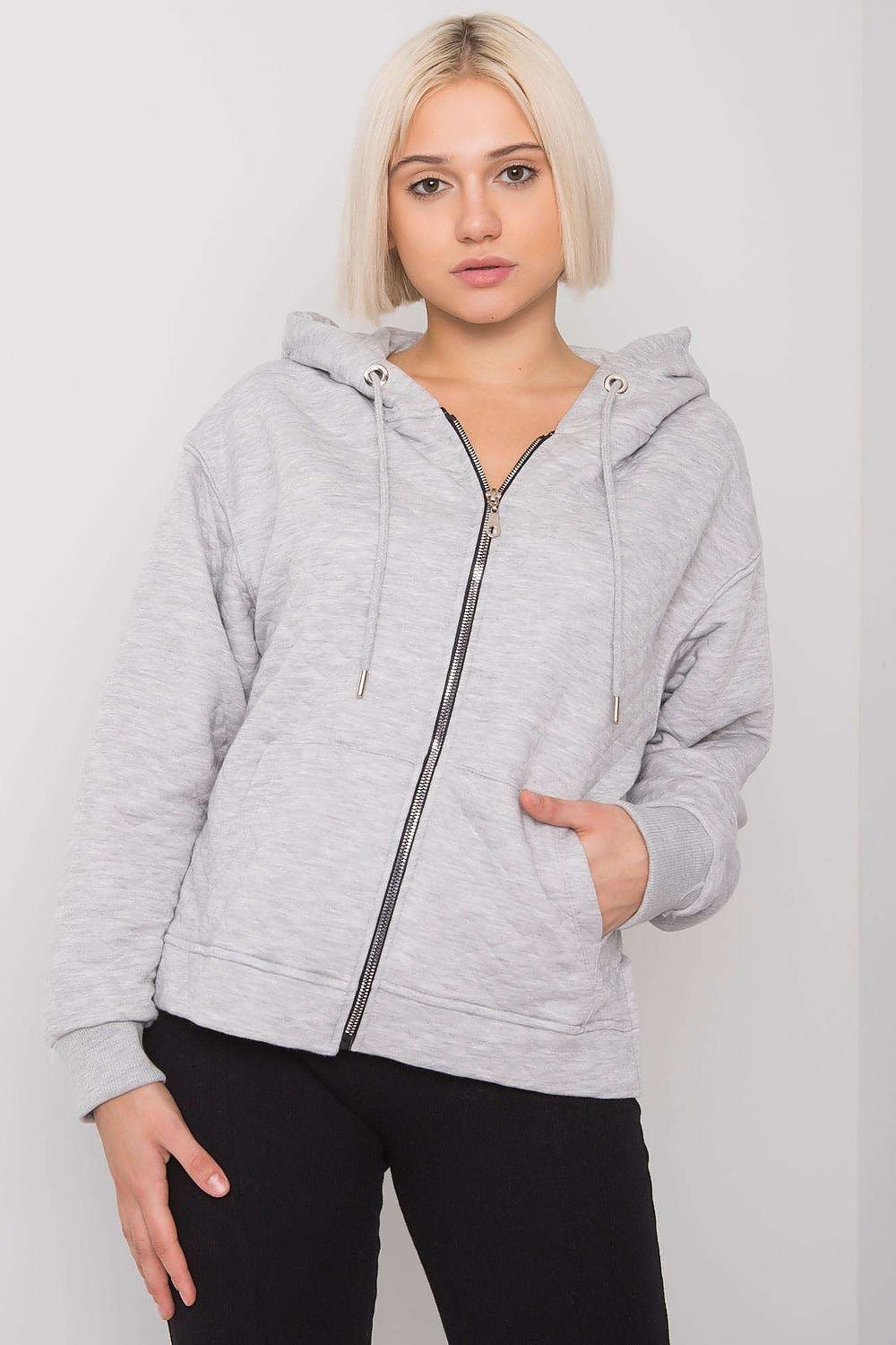 Sweatshirt model 161347